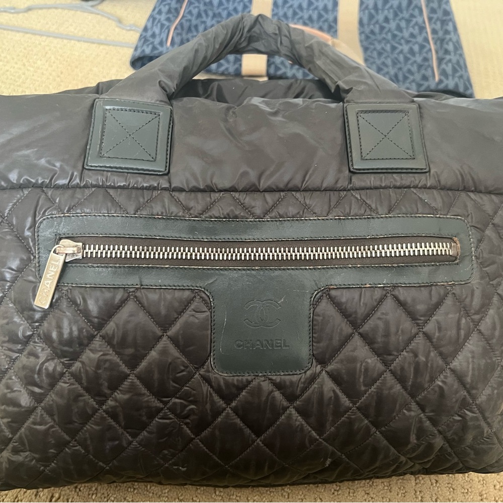 Authentic Coco Cocoon Chanel Tote W/Authenticity Card & Sticker View 2